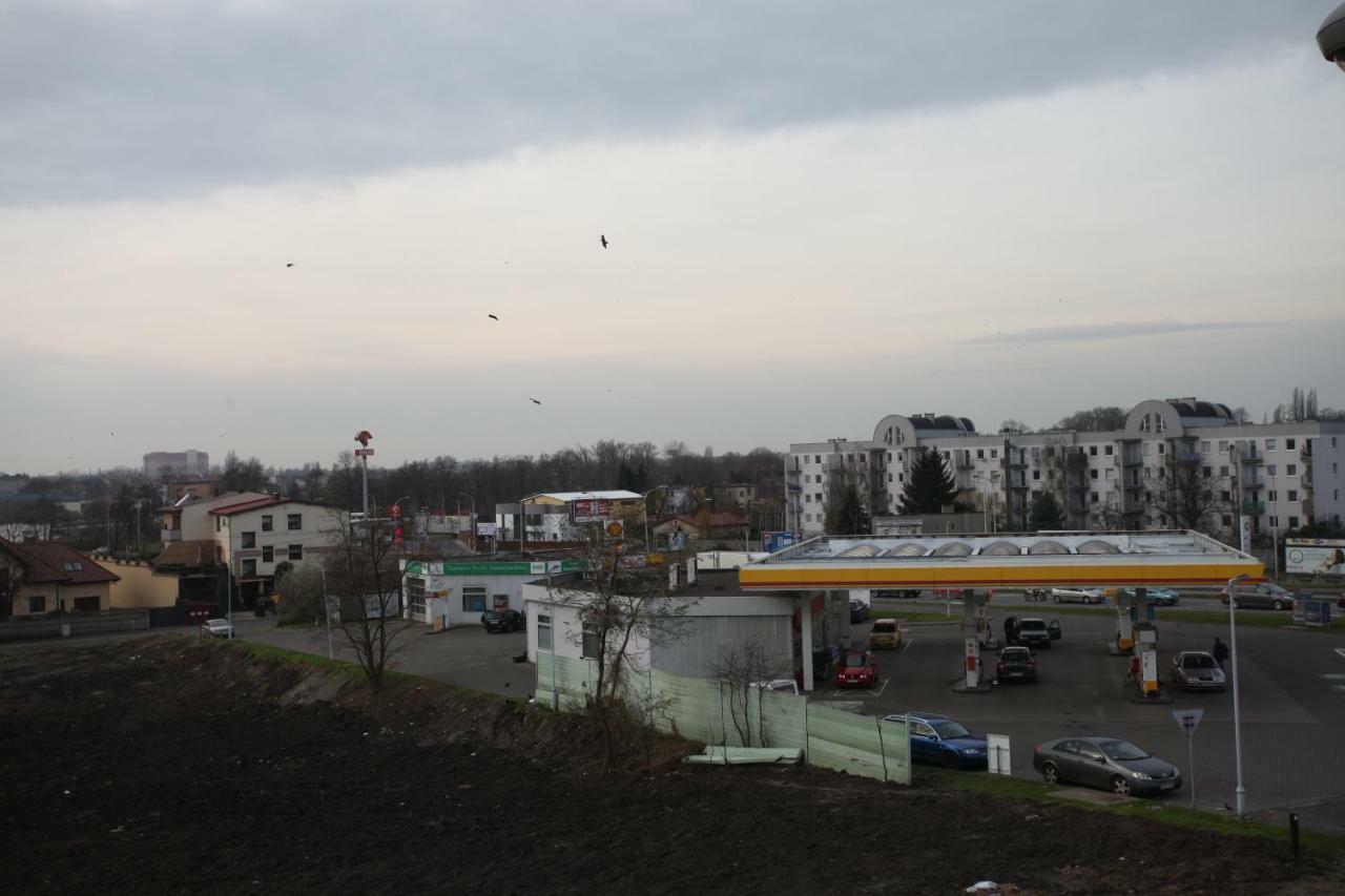 Apartament Rodzinny S8 Kalisz Esterno foto